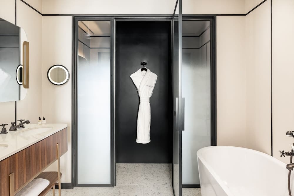 Pavillon Faubourg Saint-Germain & Spa — 16