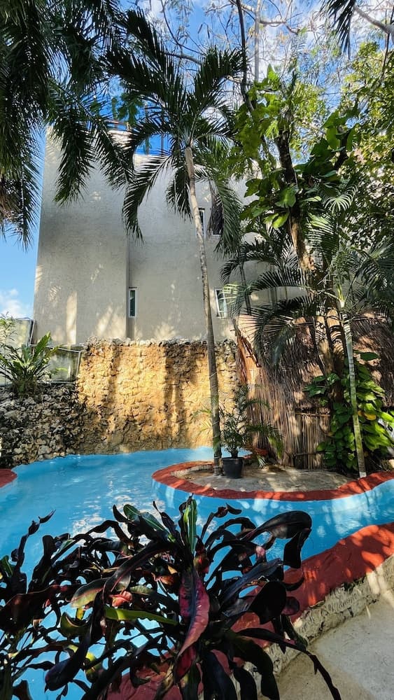 Hotel B&B - 5ta Avenida — 30