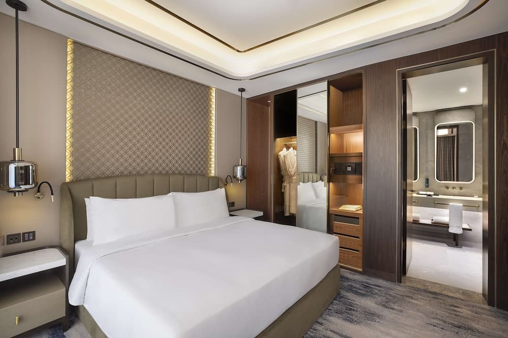 Embassy Suites By Hilton Dubai Business Bay — 8