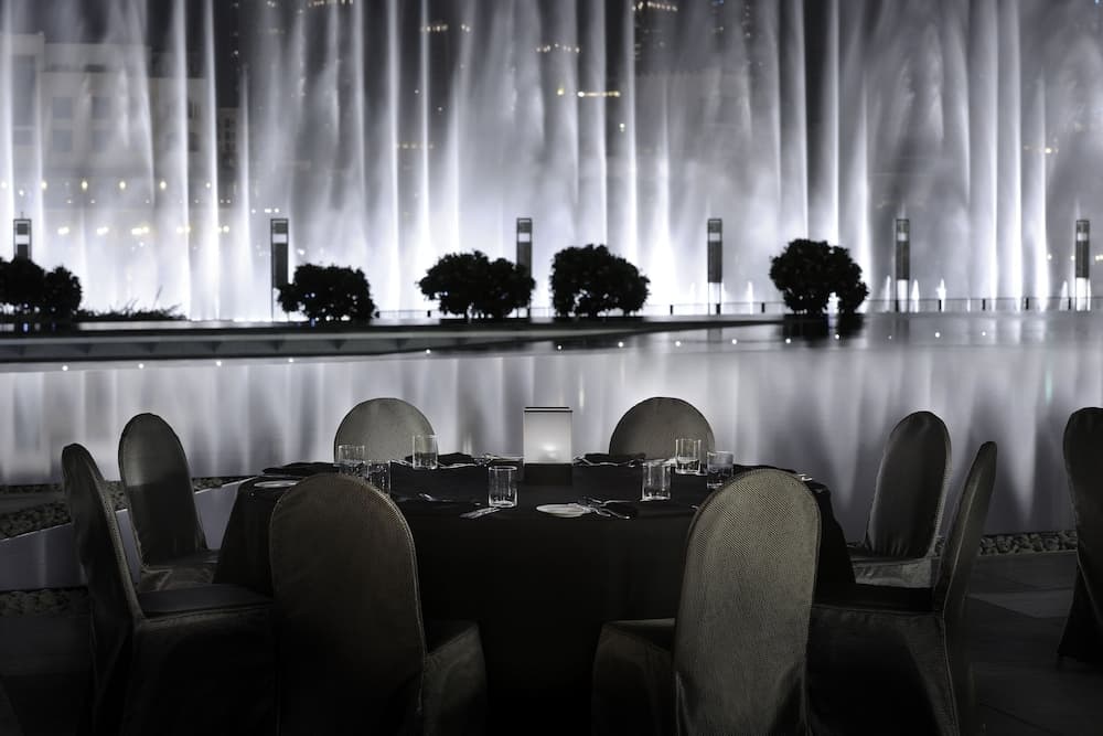 Armani Hotel Dubái, Burj Khalifa — 9