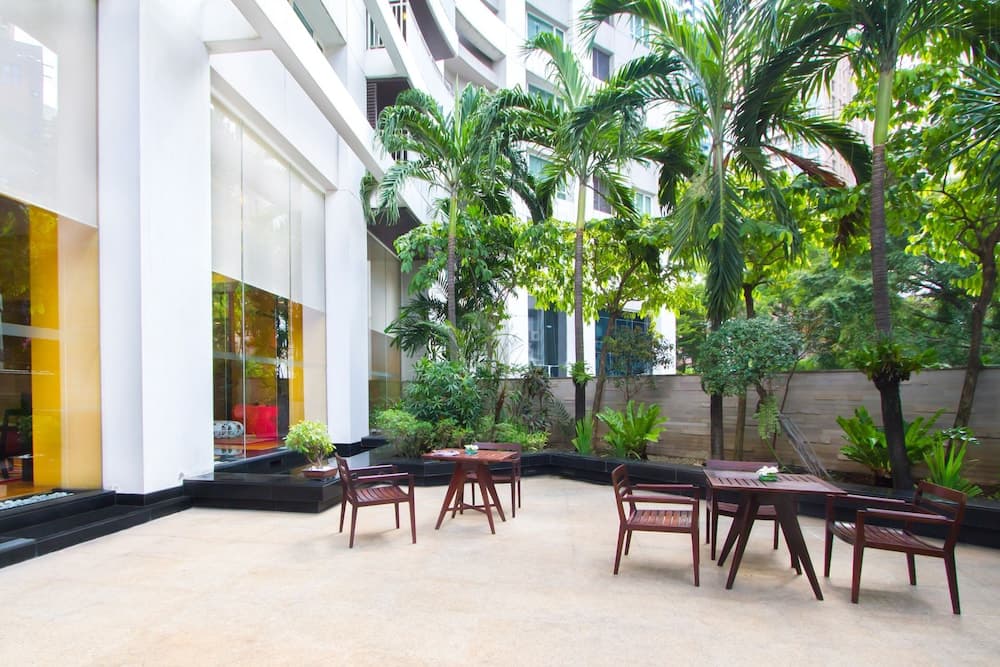 Urbana Langsuan Hotel — 5