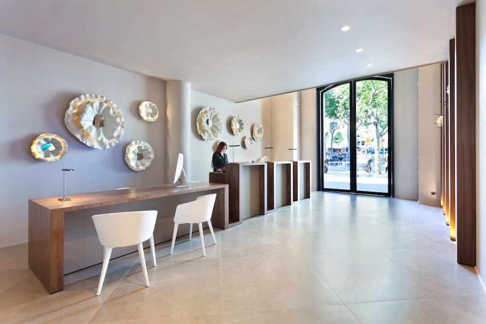 Hotel Condes de Barcelona — 12