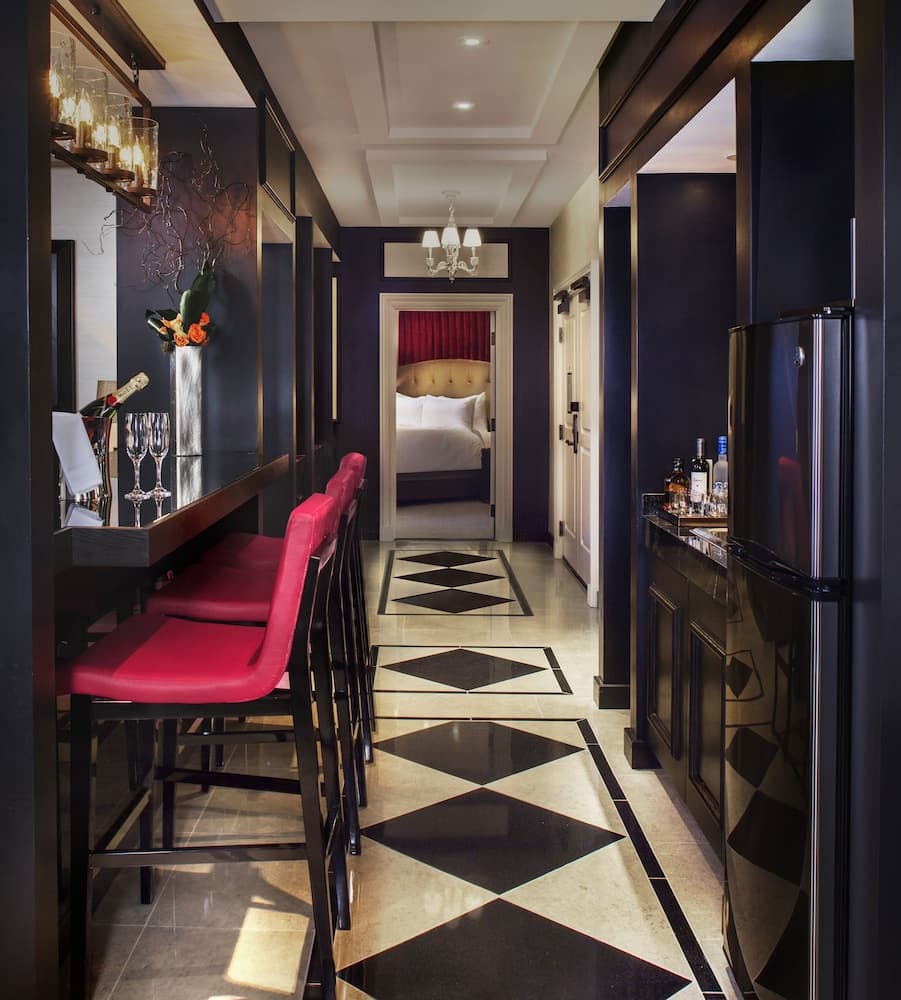 The Cromwell- A Caesars Rewards Destination — 14