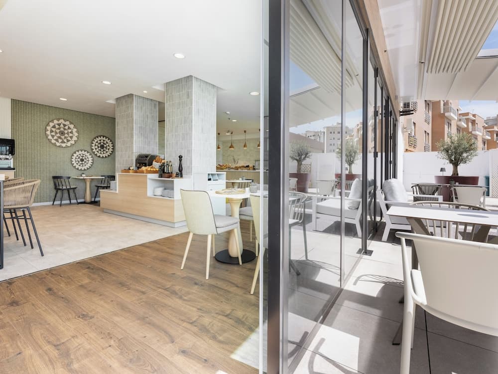 Malaga Alameda Centro Affiliato da Meliá — 16