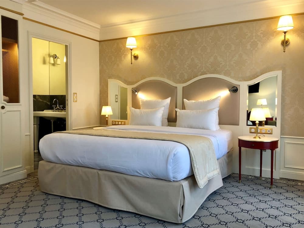 Hotel Mayfair — 8