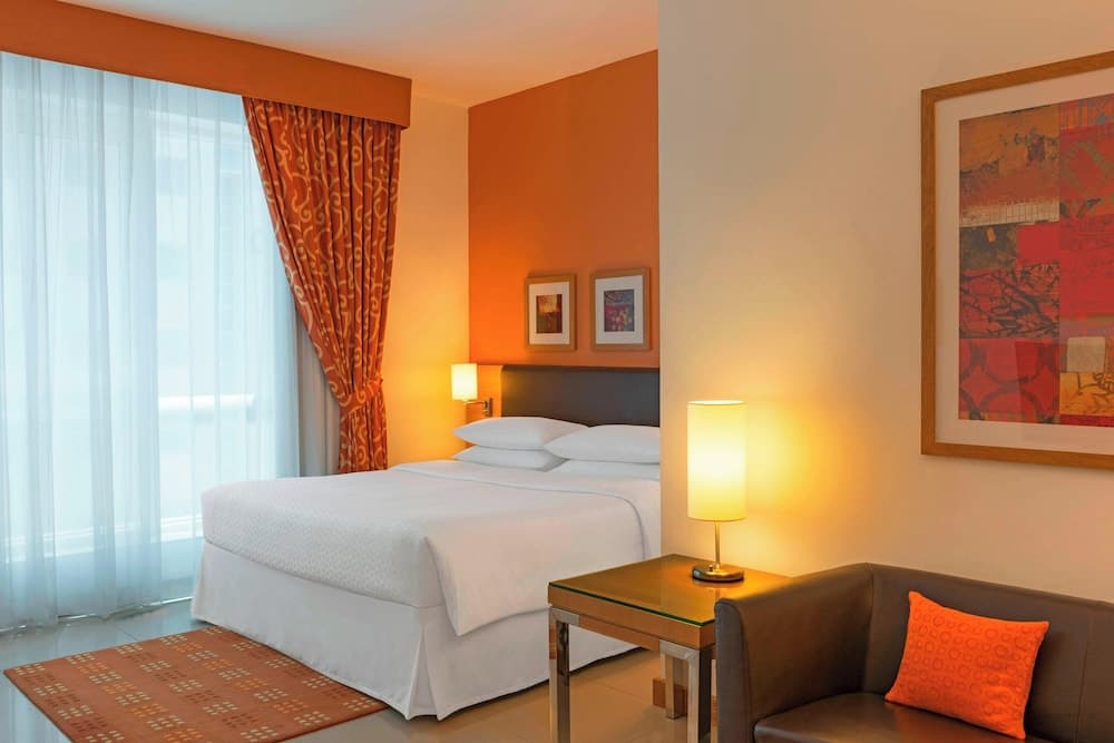 Four Points by Sheraton Bur Dubai — 20