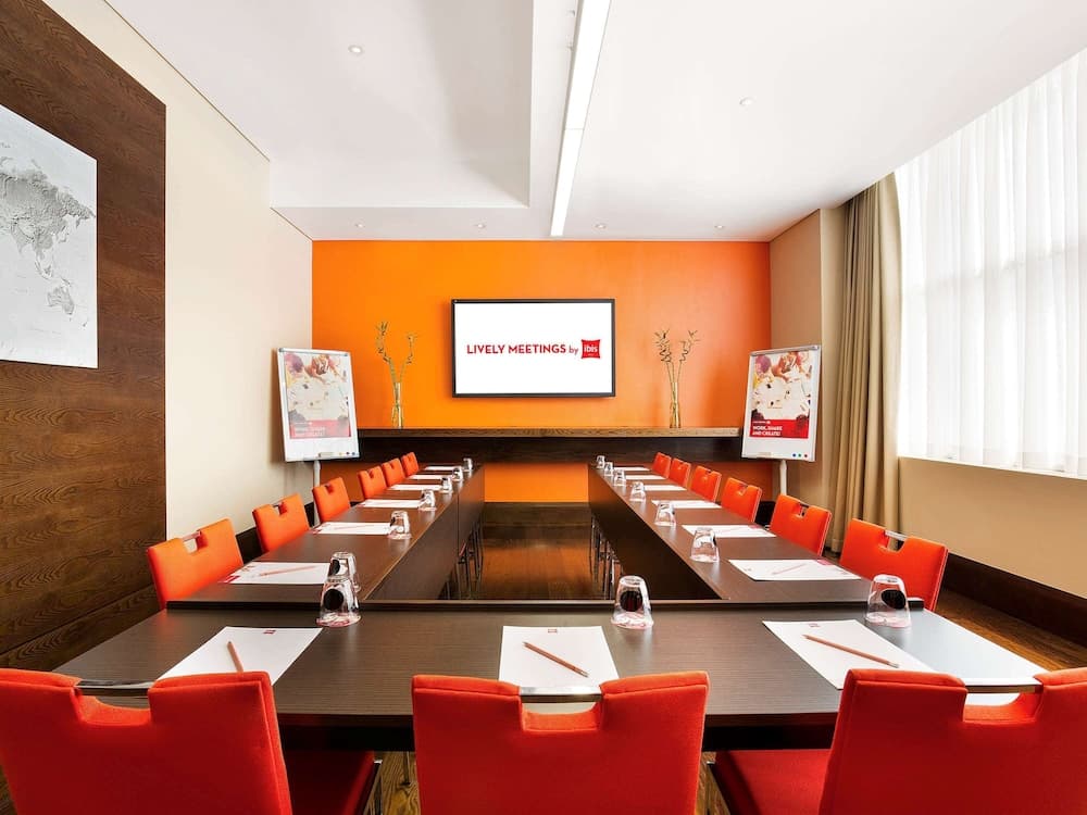 ibis Dubai Al Rigga — 6