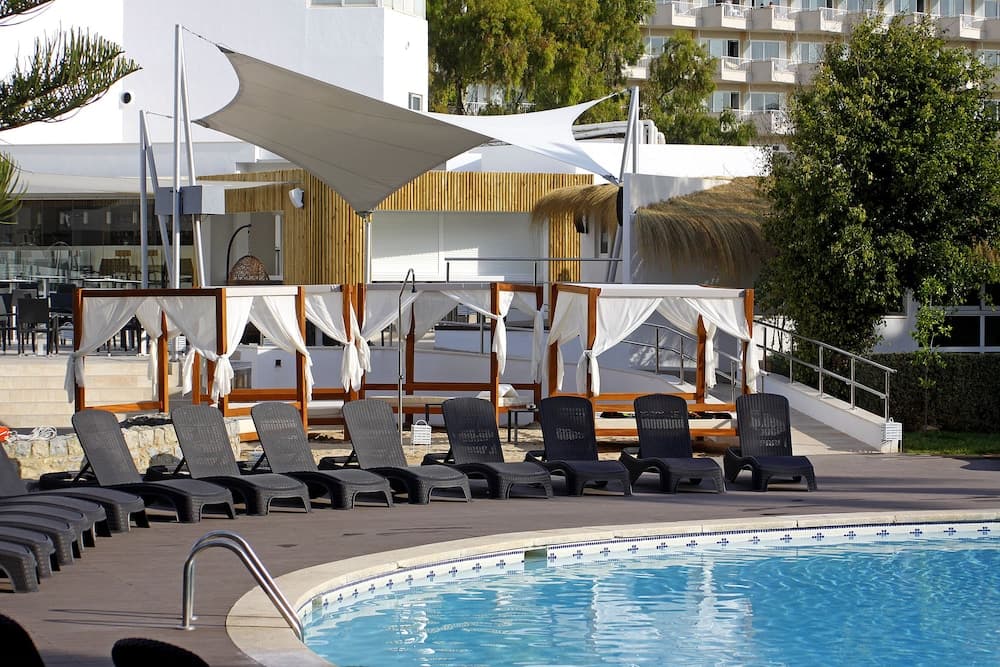 BG Hotel Pamplona — 23