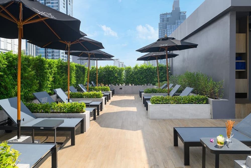 Eleven Hotel Bangkok — 8