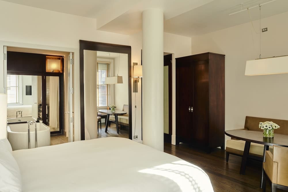 The Mercer — 12
