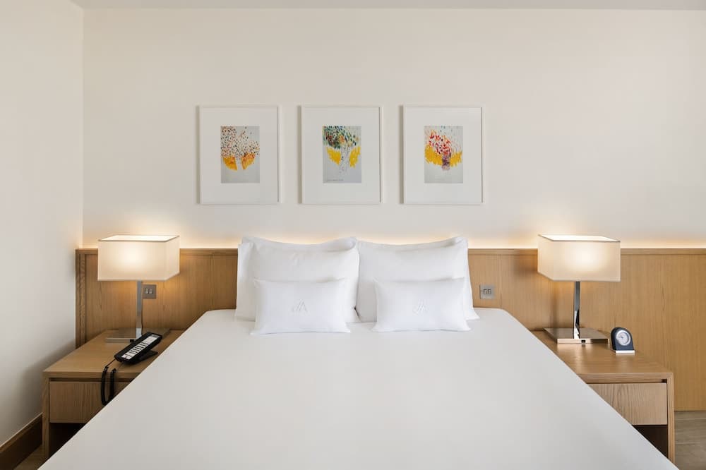 JA Beach Hotel, Dubai — 4