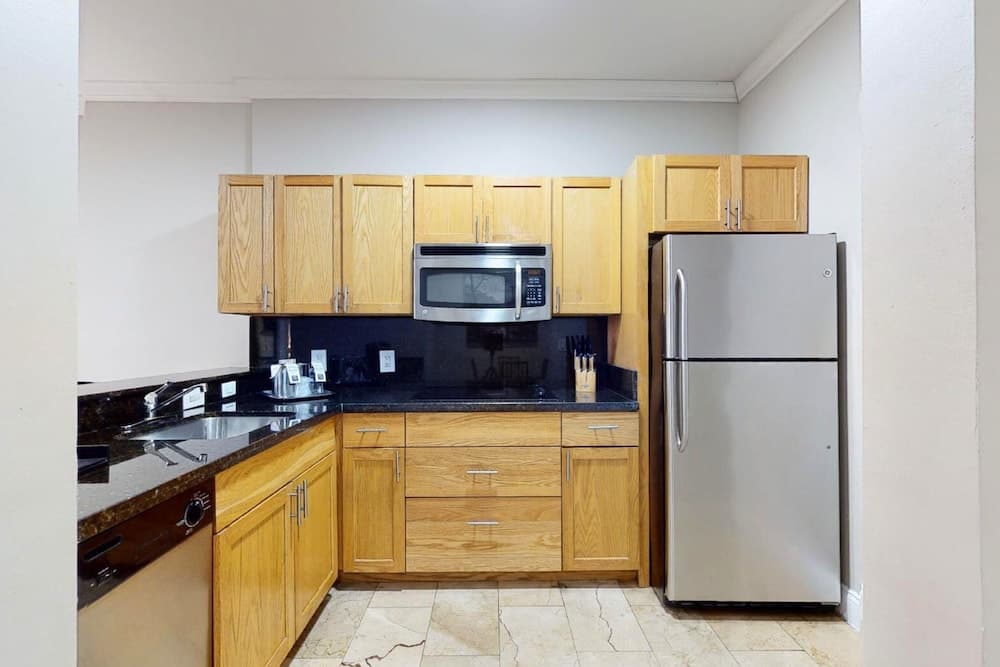 Nuvo Suites Hotel — 24