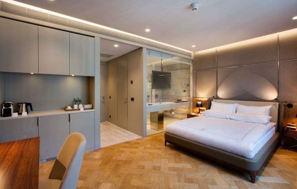 Fer Hotel — 11