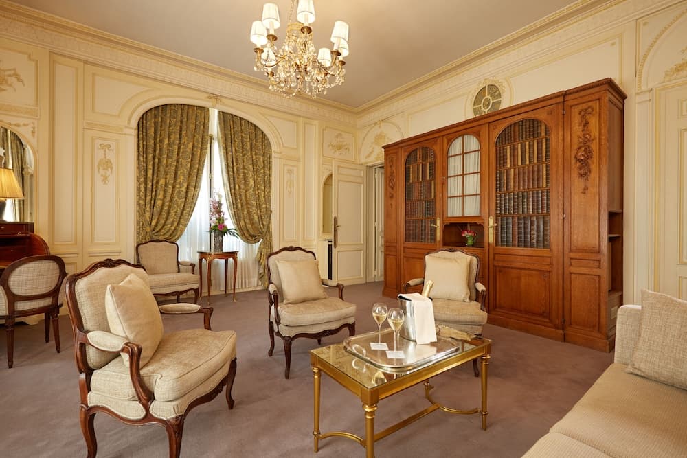 Hotel Raphael — 5