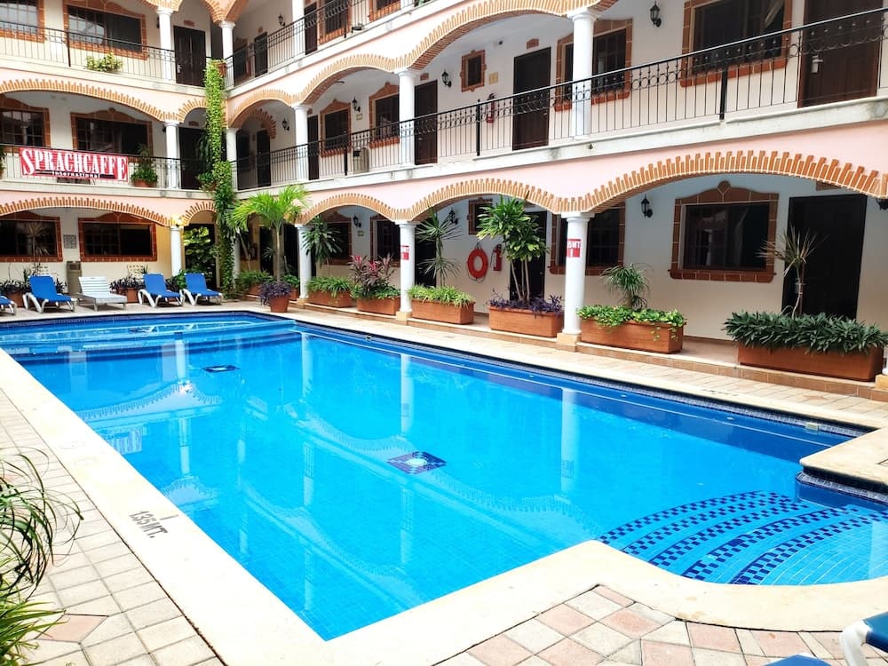 Hotel Colonial Playa del Carmen — 1