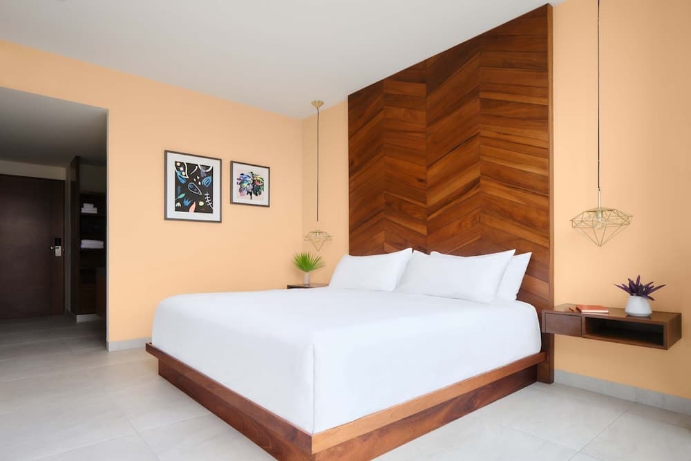 CALIXTA Hotel — 12