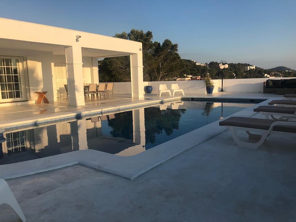 Gaia Villa — 1