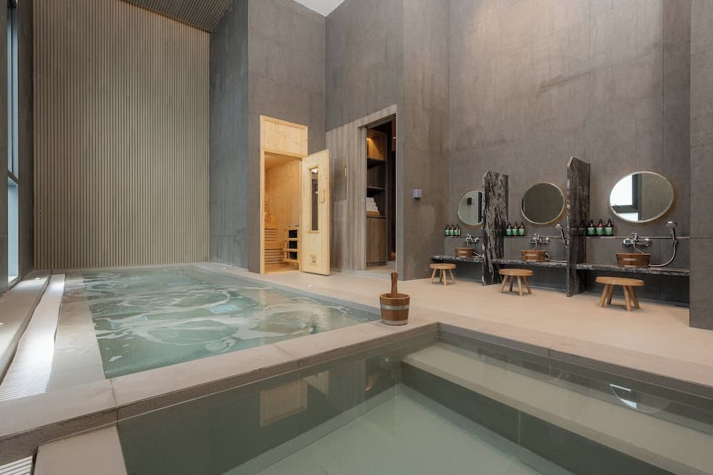 Staybridge Suites Bangkok Sukhumvit, an IHG Hotel — 21