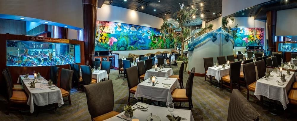 Rosen Centre Hotel — 22