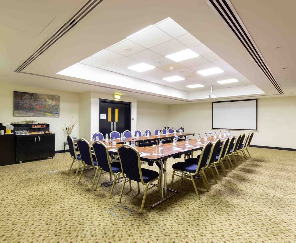 Holiday Inn Express Dubai Airport, un hotel IHG — 19