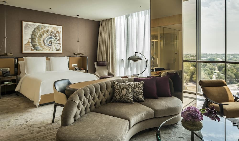 Four Seasons Hotel Dubai International Financial Centre — 3