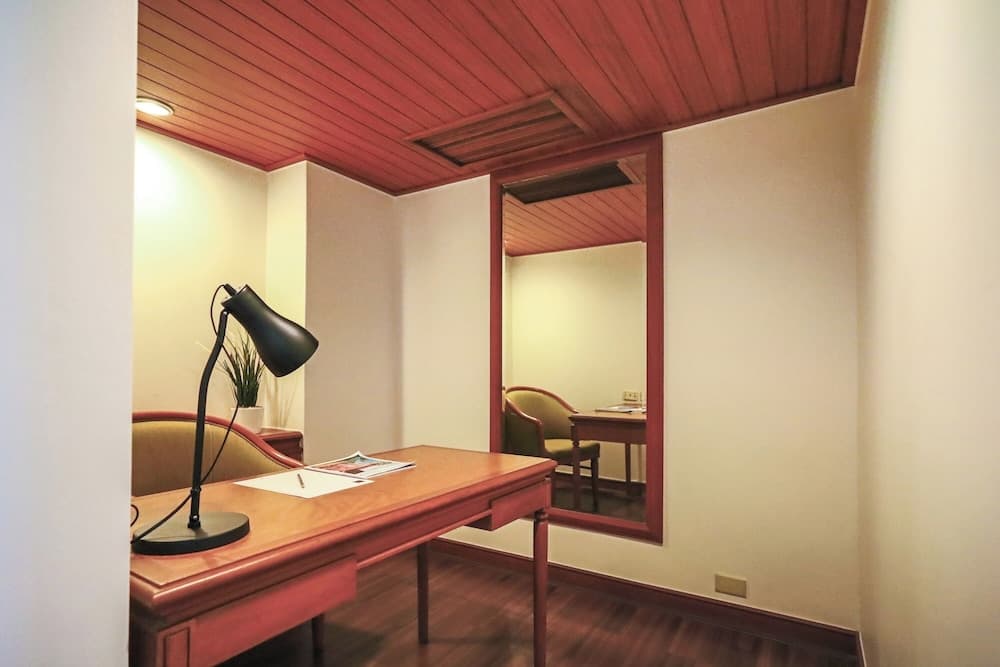 Bangkok Hotel Lotus Sukhumvit 33 — 18
