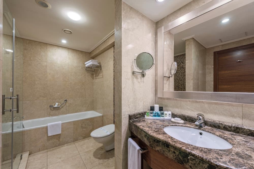 Holiday Inn Istanbul Sisli by IHG — 20