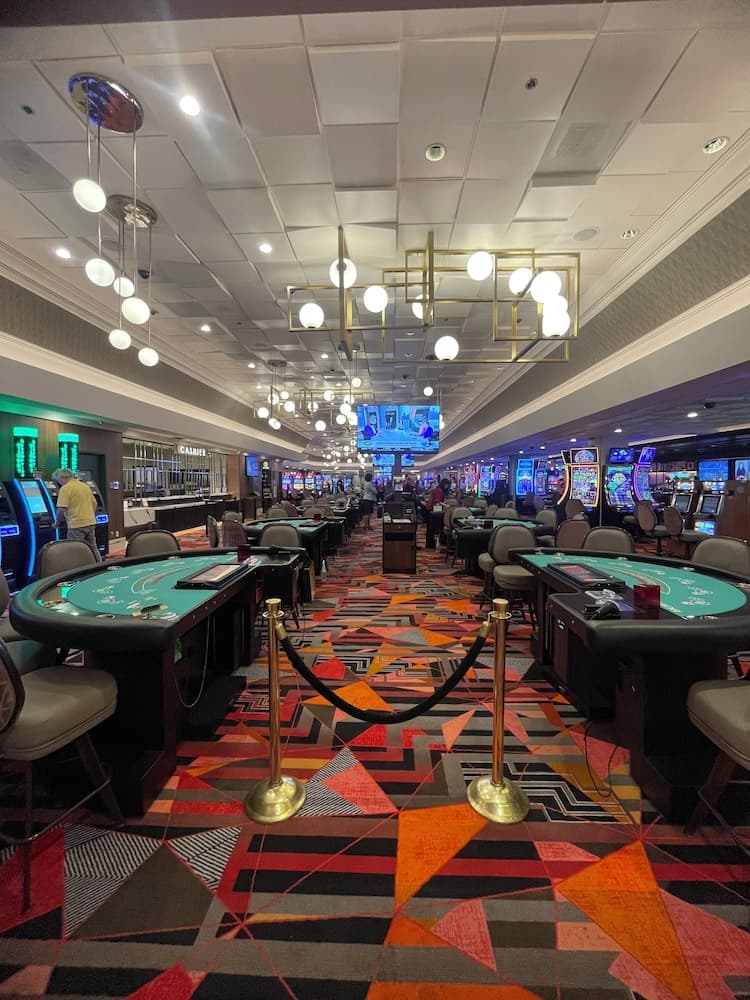 Fremont Hotel & Casinò — 17
