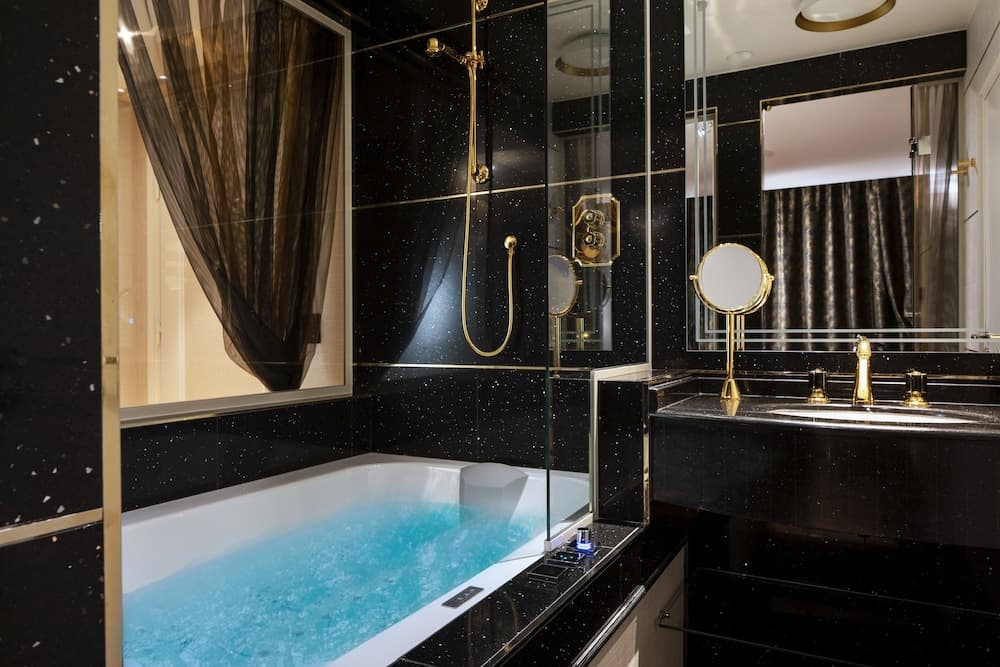 Paris j'Adore Hotel & Spa — 10