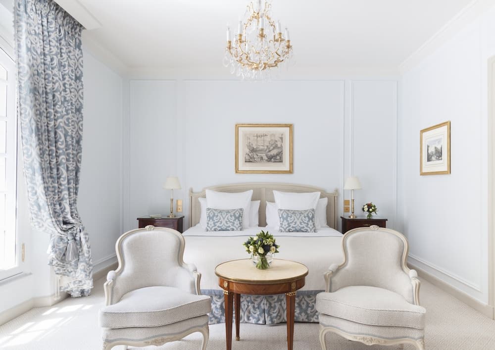 Le Bristol Paris - Oetker Hotels — 11