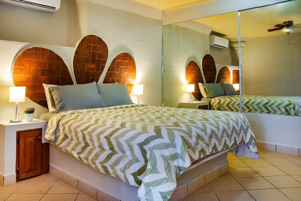 Hotel Castillo Blarney Inn — 15