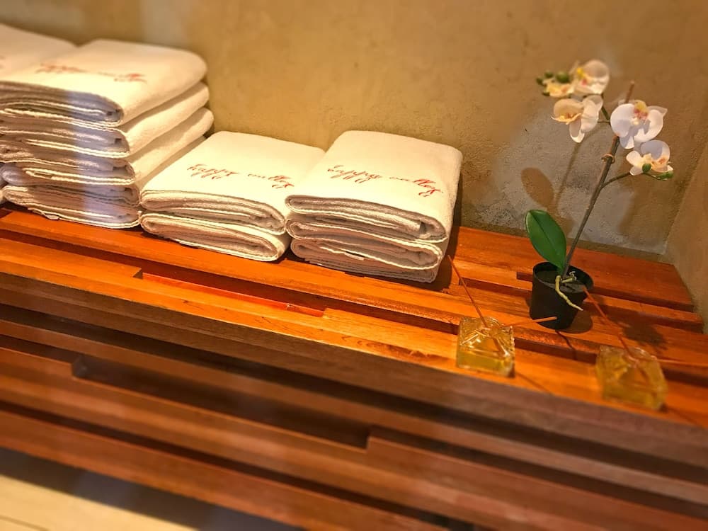 Premier Inn Dubai Ibn Battuta Mall — 21