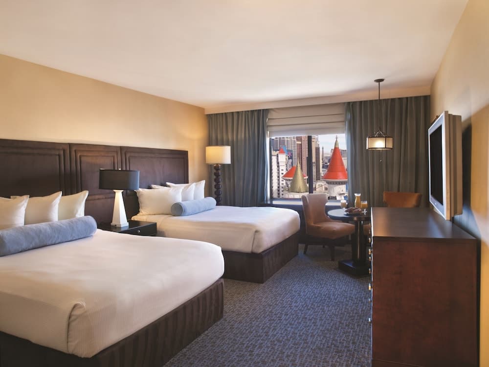 Excalibur Hotel & Casino — 3