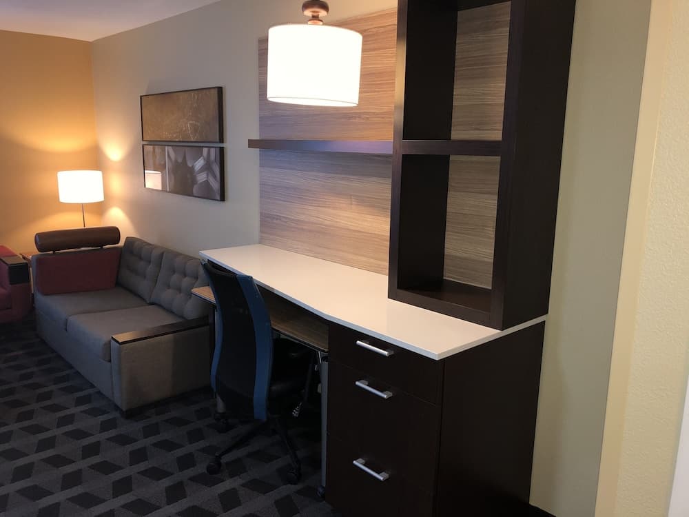 MainStay Suites Tampa Moffitt-USF — 15