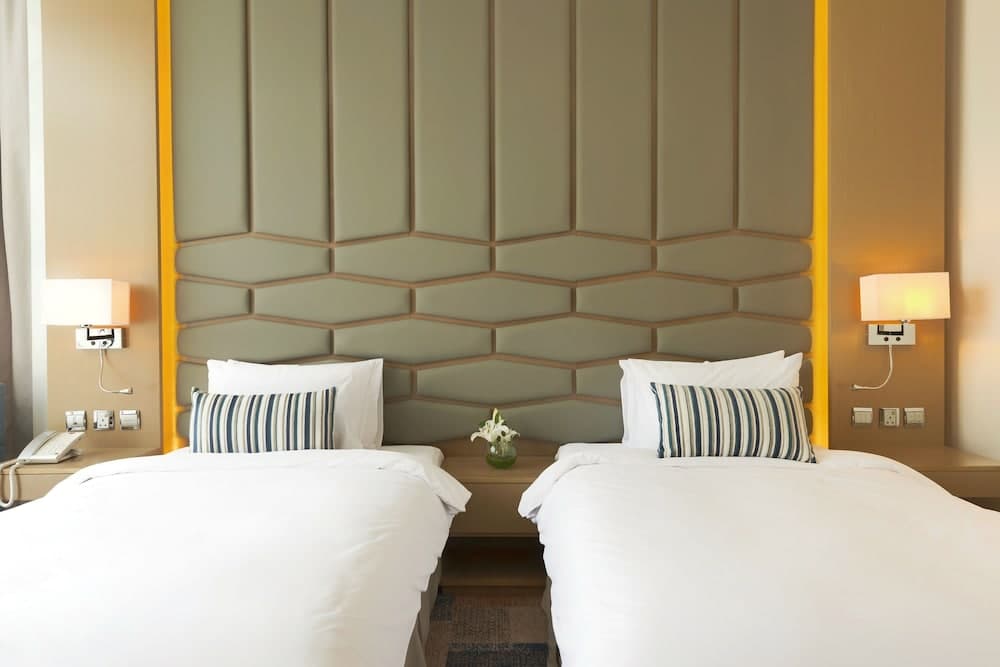 Canal Central Hotel — 30