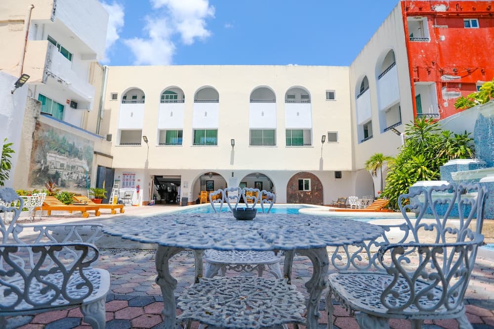 Hotel Maria de Lourdes Cancun — 19