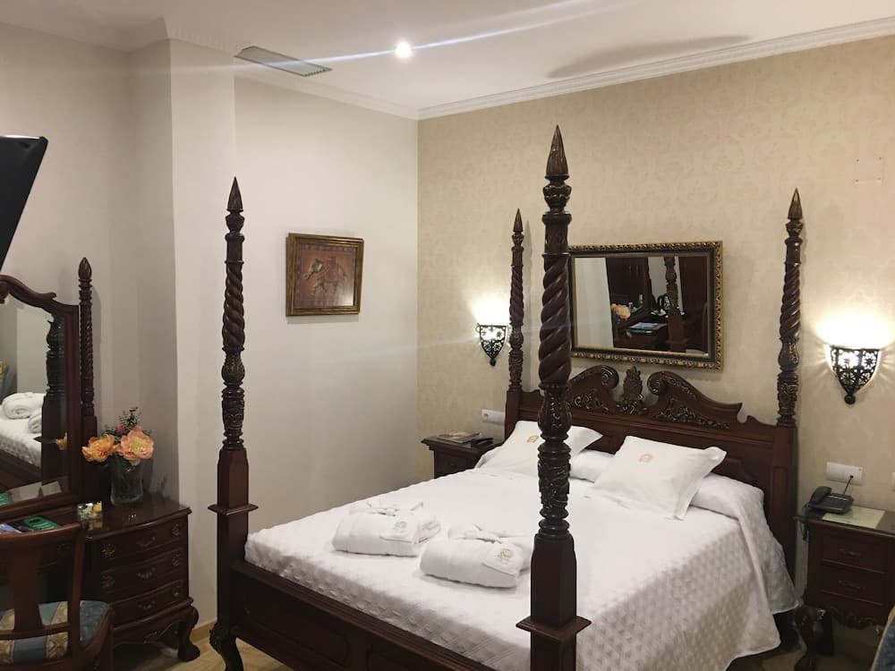 Hotel Boutique Adriano Sevilla — 5