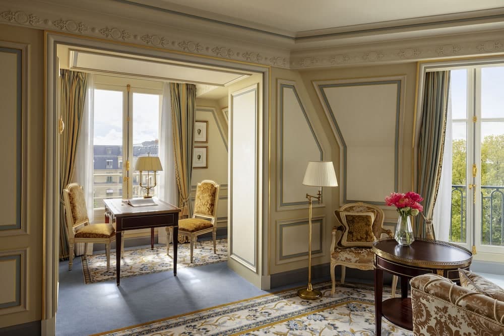 Ritz Paris — 28