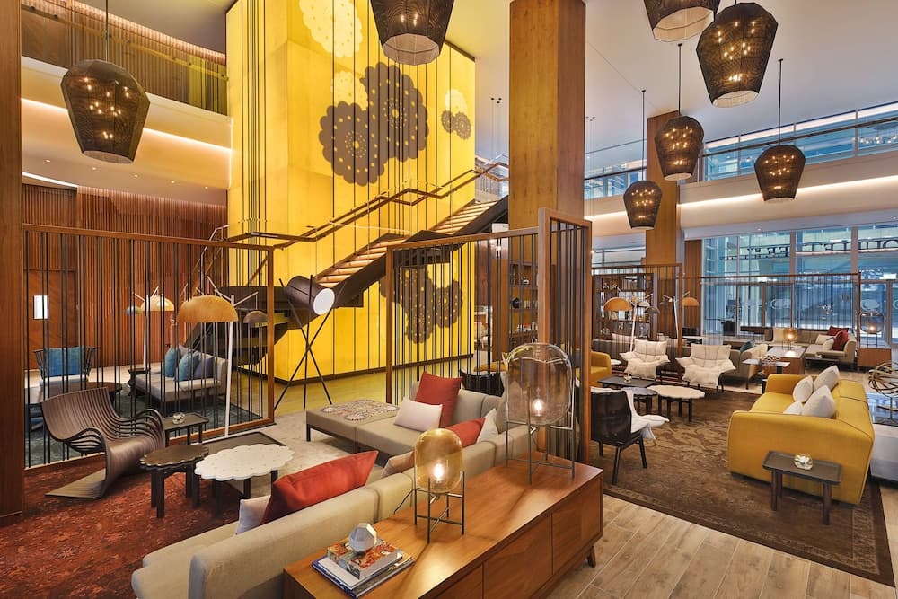 DoubleTree by Hilton Dubai - Business Bay — 5