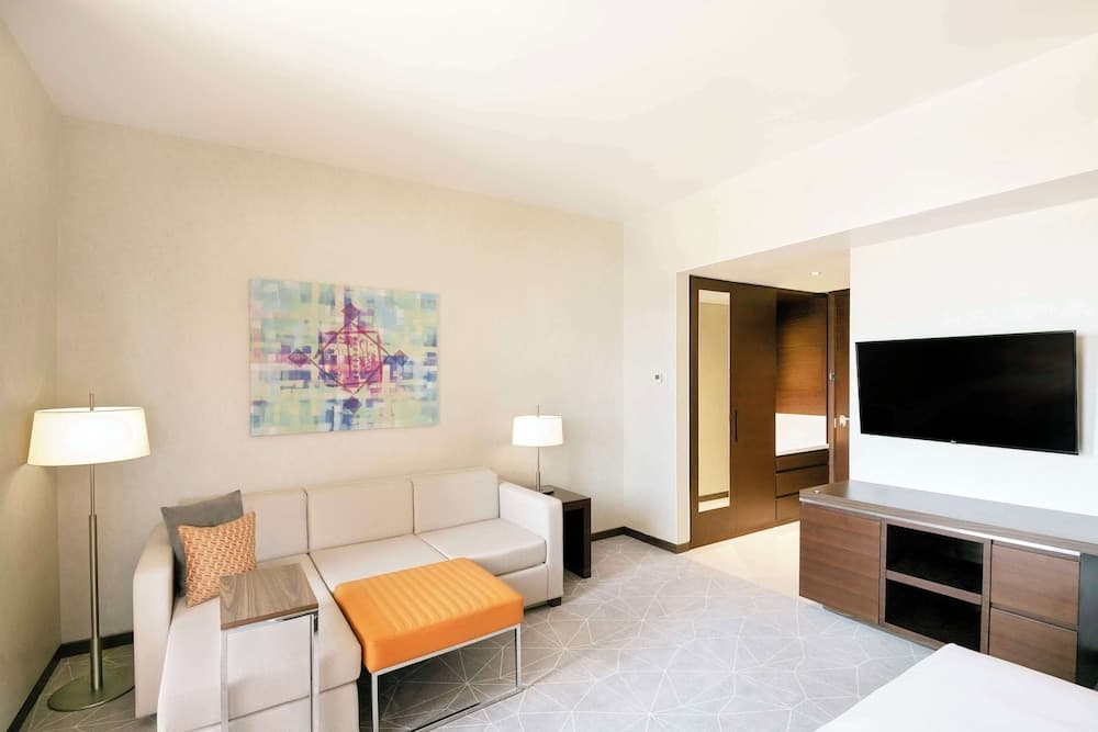 Hyatt Place Dubai Wasl District — 13