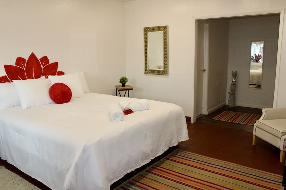Nirvana Hotel — 2