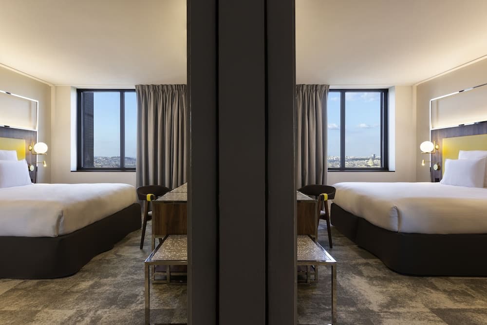 Pullman Paris Montparnasse Hotel — 8