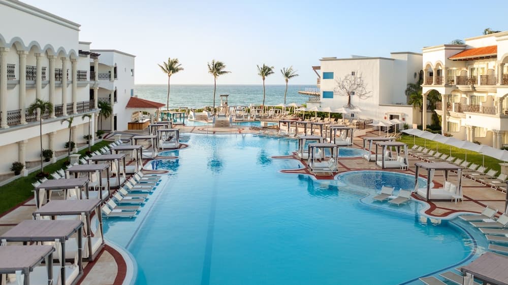 Hilton Playa del Carmen, ein All-Inclusive Erwachsenenresort — 1