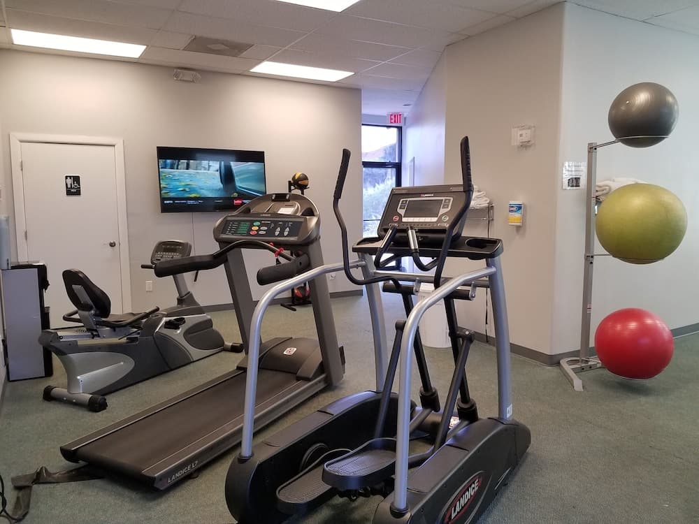 Parc Corniche Condominium Suite Hotel — 5