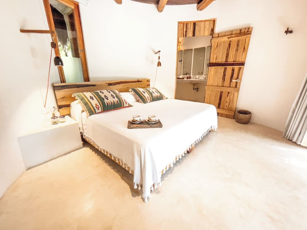 HOTEL POCNA — 25
