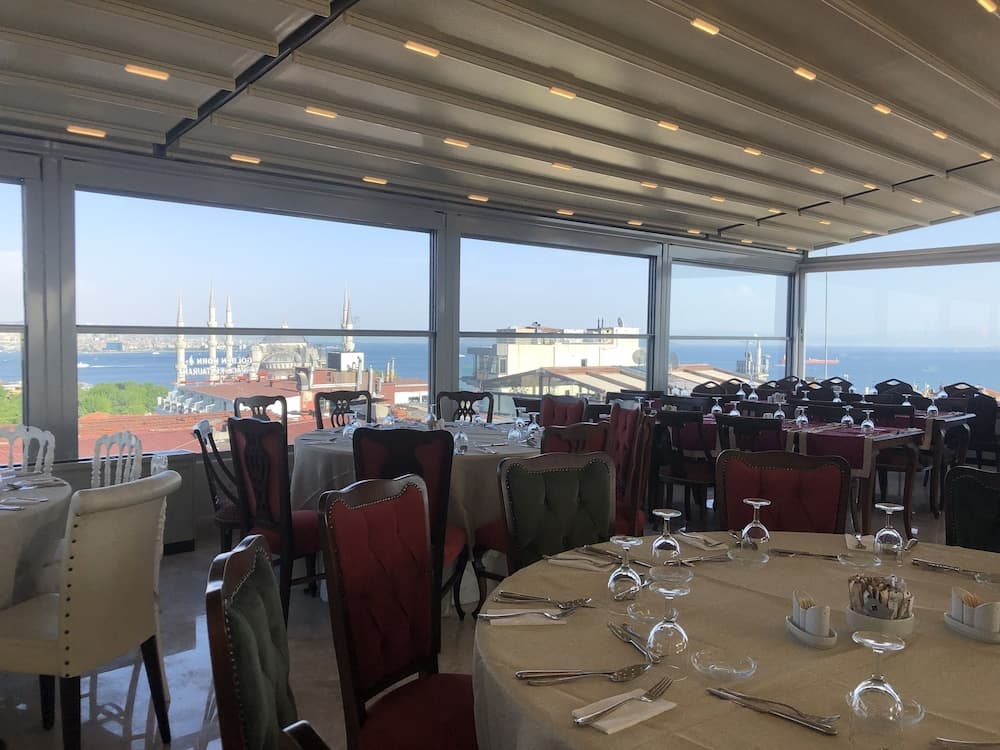 Sultanhan Hotel - Special Class — 2