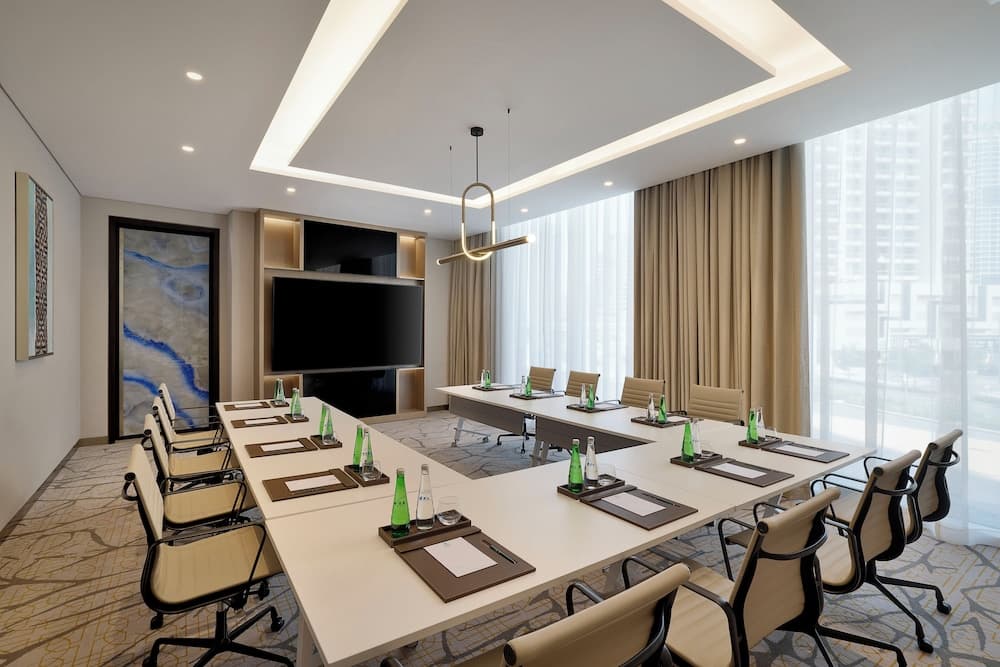 Hilton Garden Inn Dubai Business Bay — 21