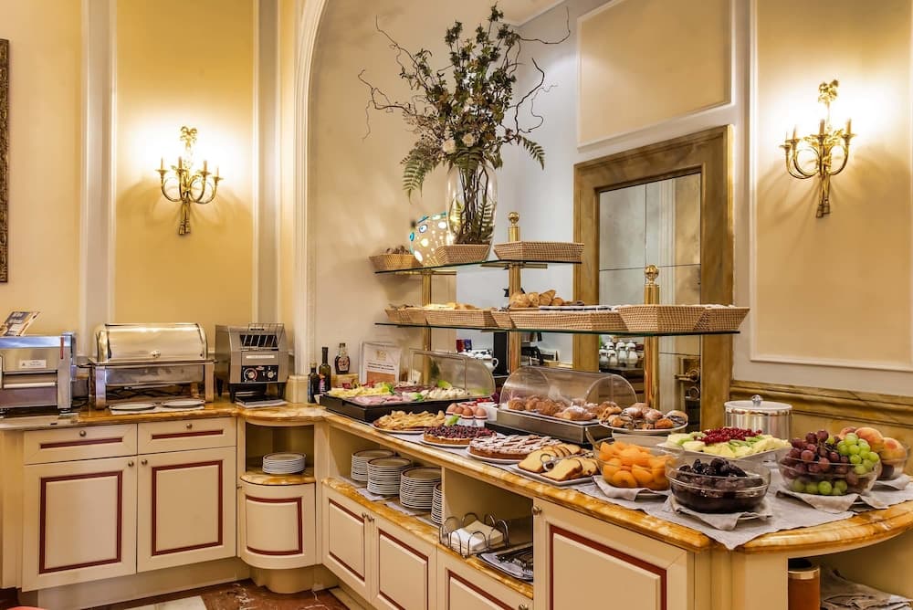 Albergo Del Senato — 21