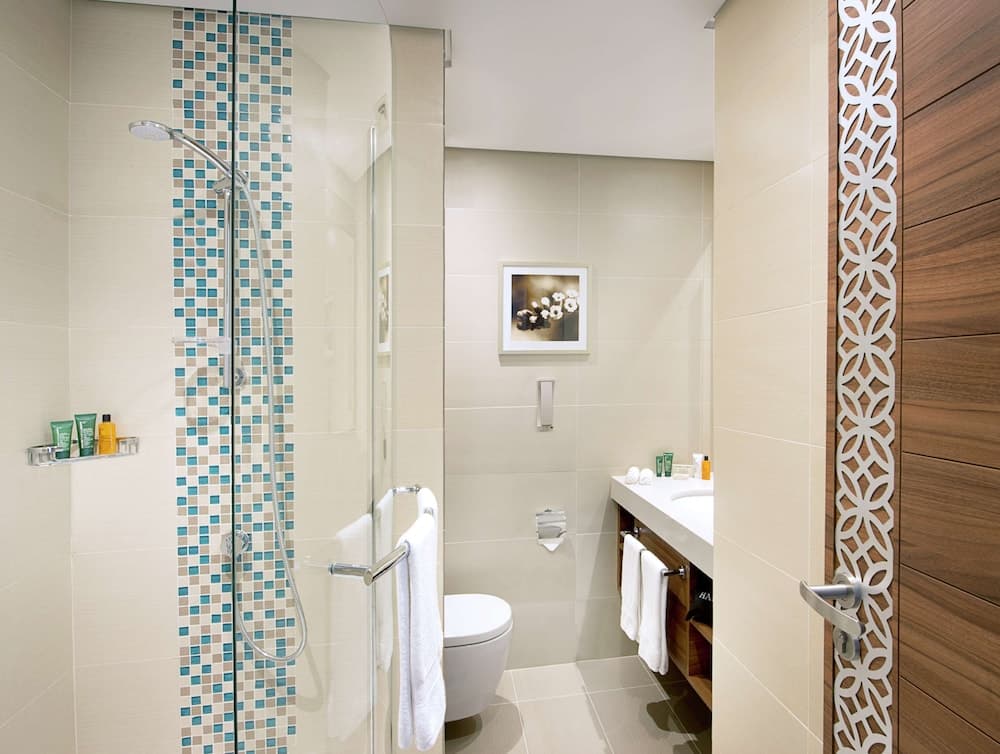 Hilton Garden Inn Dubai Jumeirah — 9