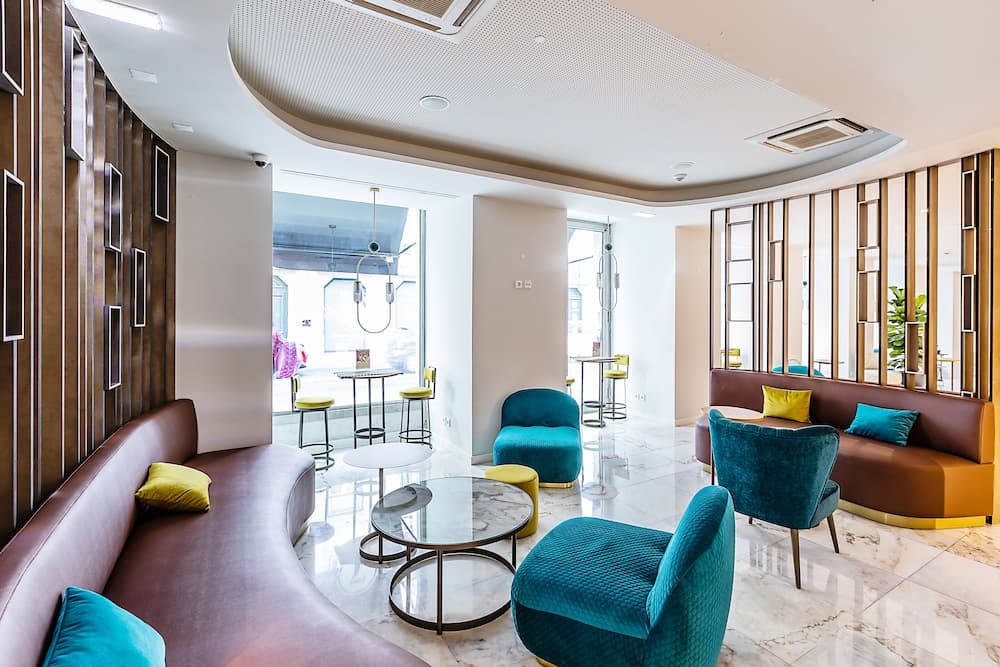 Das 7 Hotel — 1